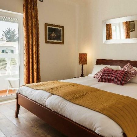 Holiday Lagos Hotel Luaran gambar
