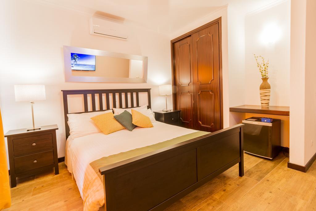 Holiday Lagos Hotel Bilik gambar