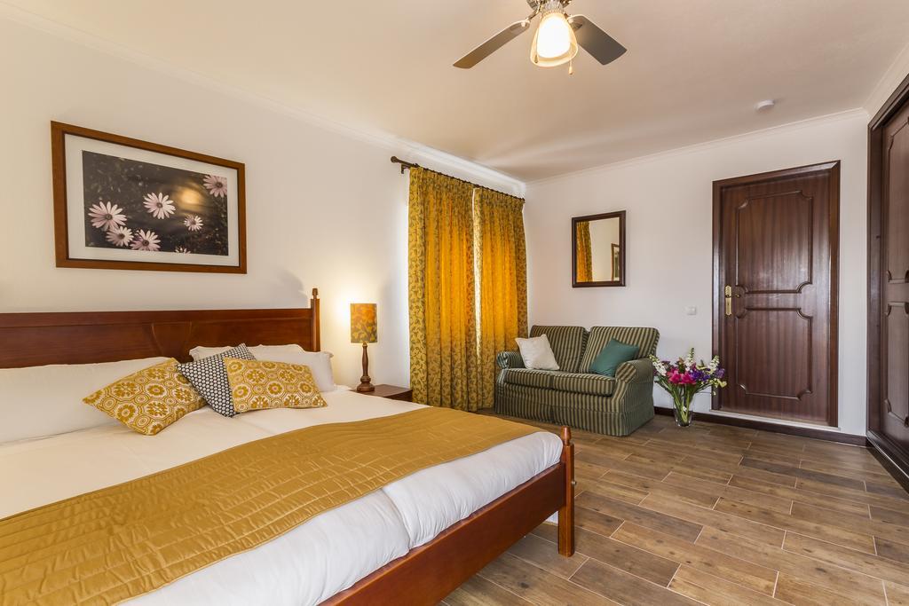 Holiday Lagos Hotel Bilik gambar