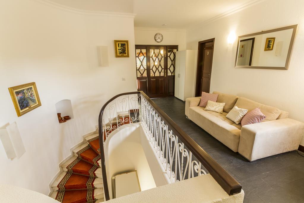 Holiday Lagos Hotel Luaran gambar